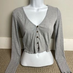 Grey long sleeve crop top